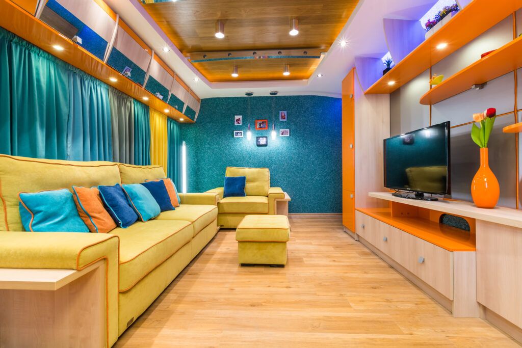 01_Russia_DIBOND_RussianfederalchannelTNT_Shopdesign_2015_15_10_21